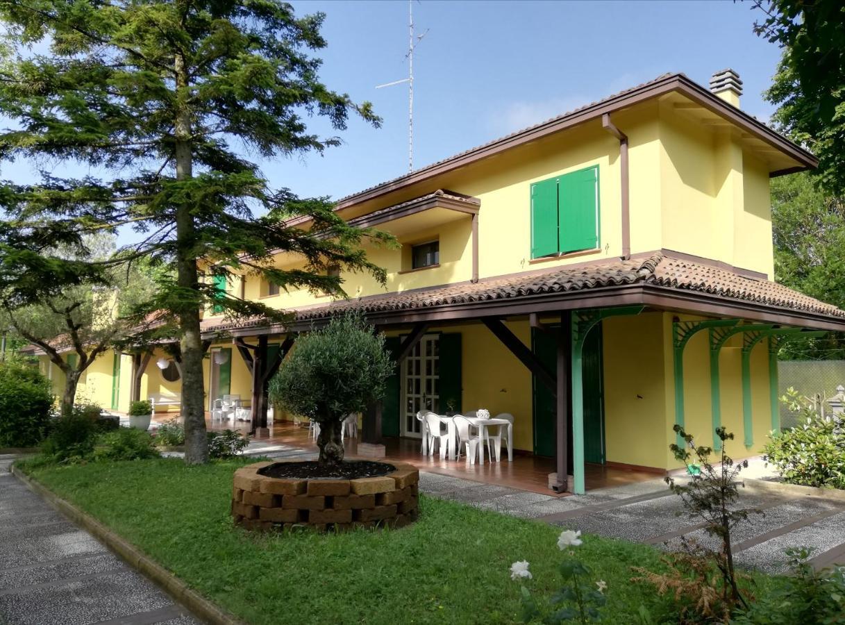 B&B Villa Dei Cigni Reali Carpi Exteriér fotografie